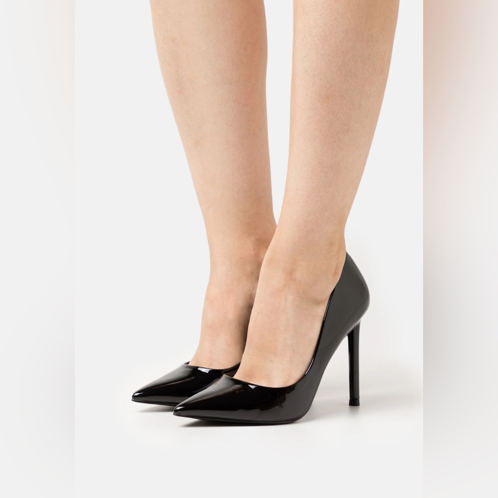 Steve Madden Black Women's Heels
